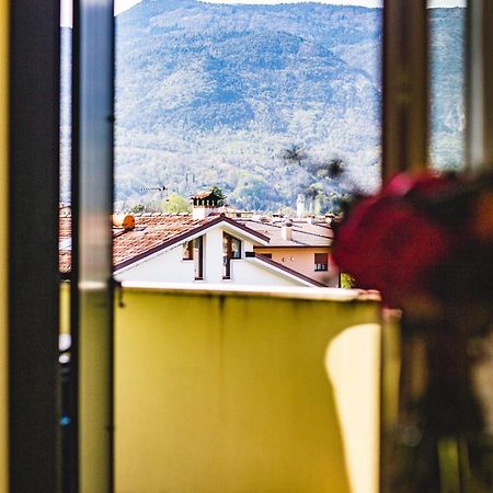 Appartamento Borgo Peschiere Maniago Bagian luar foto