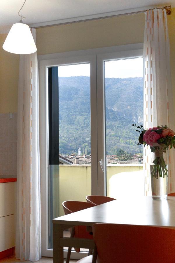 Appartamento Borgo Peschiere Maniago Bagian luar foto