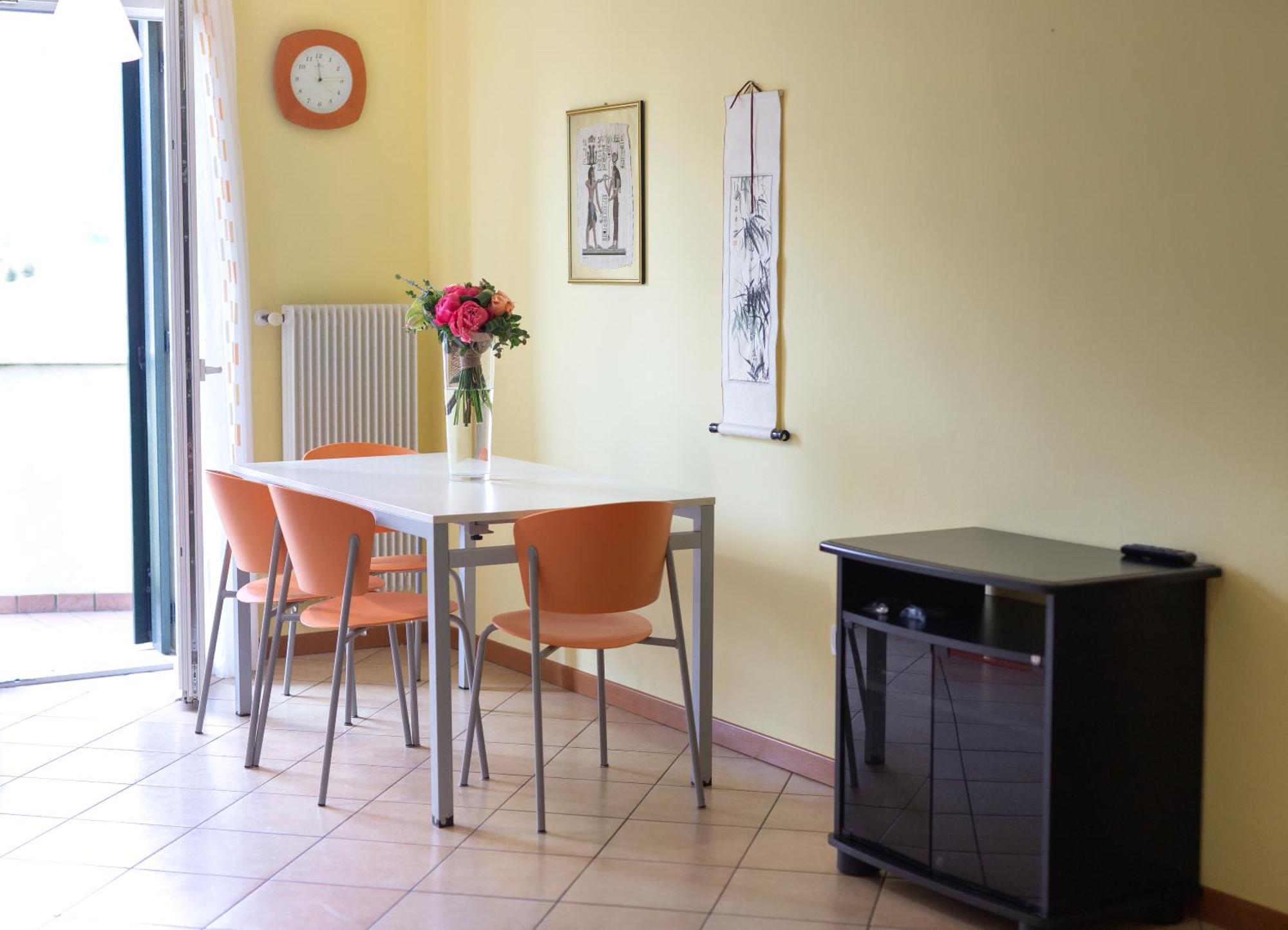 Appartamento Borgo Peschiere Maniago Bagian luar foto